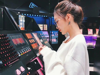 深圳丝袜按摩 深圳丝袜按摩